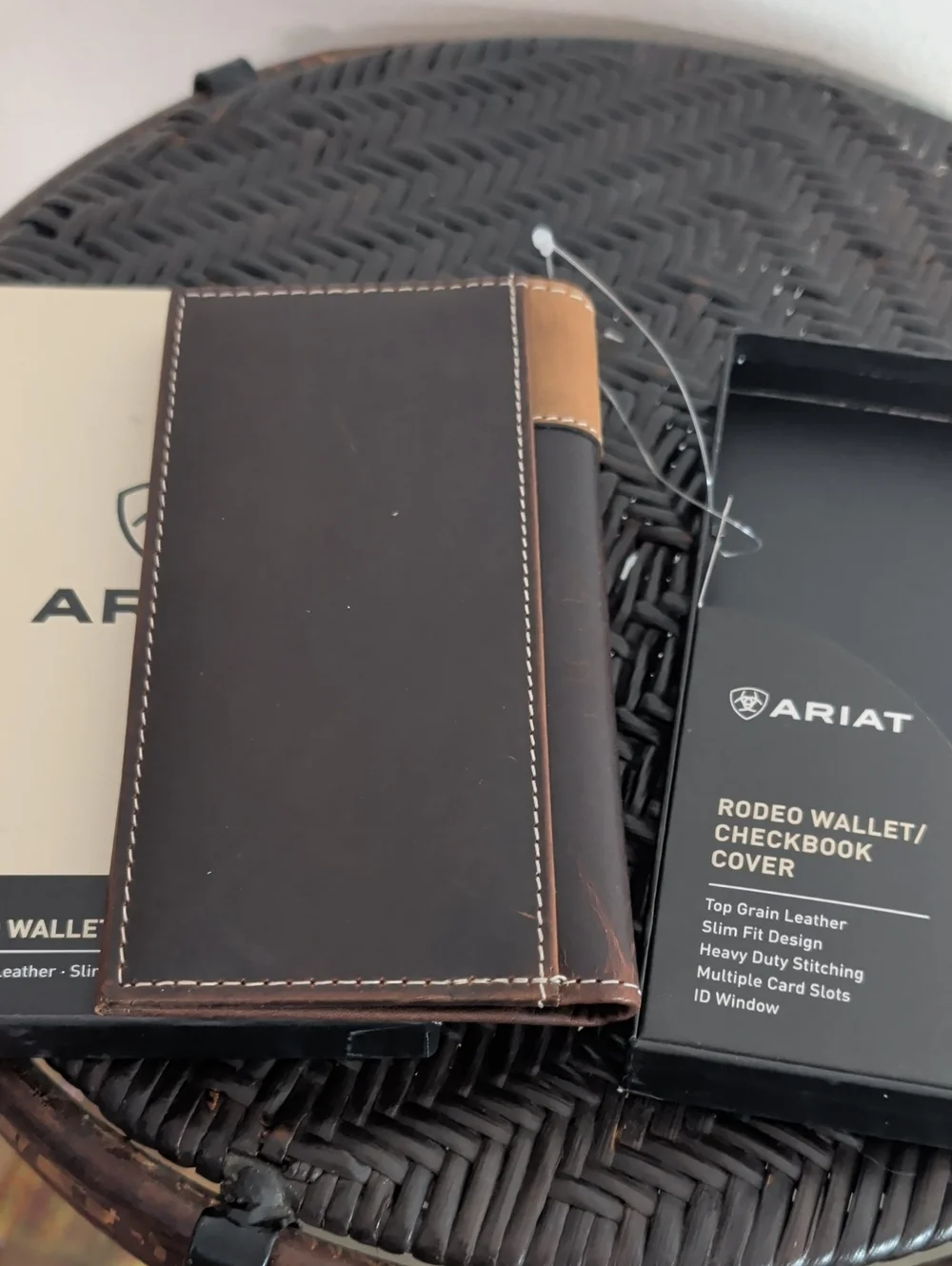 Ariat Top Grain Leather Rodeo Wallet /Checkbook NIB